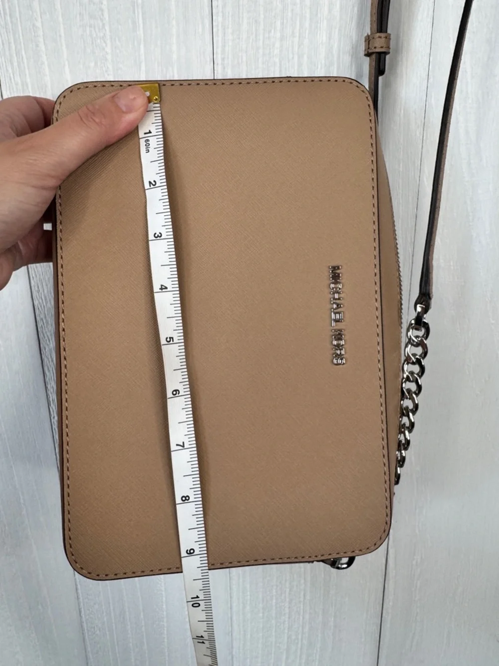 Michael Kors Jet Set Tan Leather Crossbody with Chain Strap - Picture 14 of 14